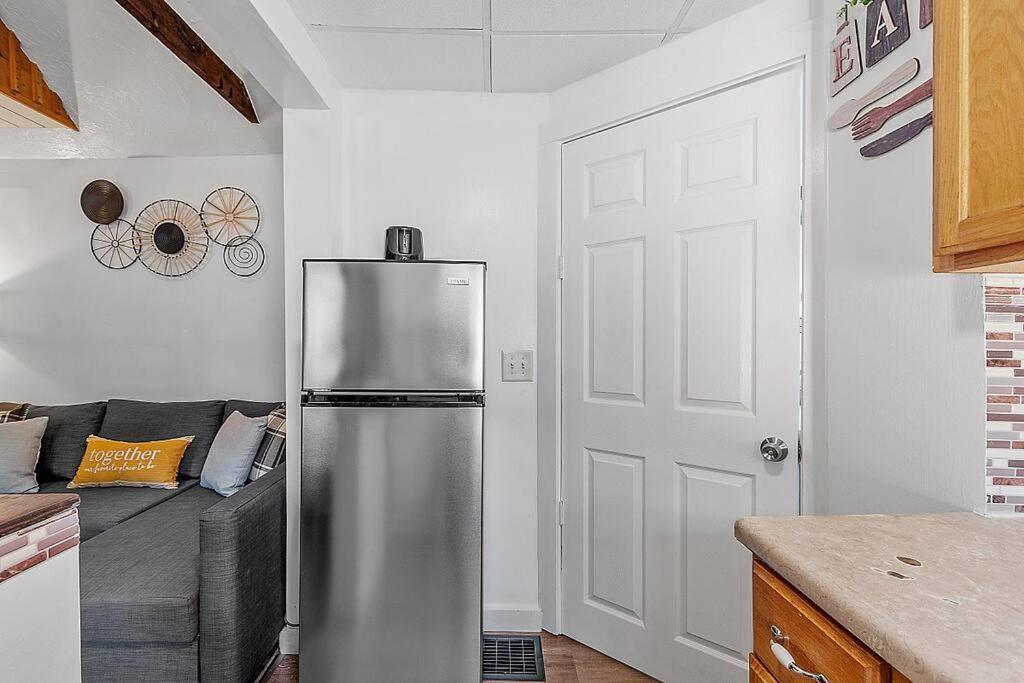 New!! Lovely Unit W/ Private Hot Tub And Patio! Laconia Exterior photo